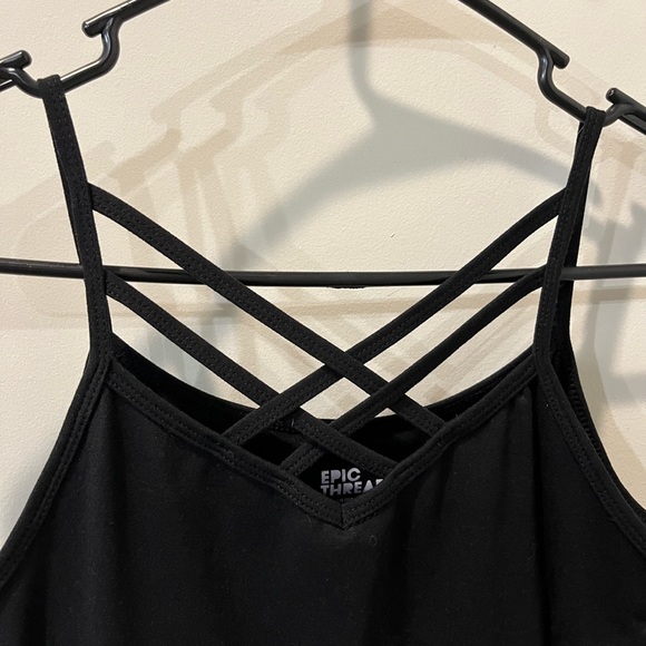 Cross cross cami - Picture 3 of 3